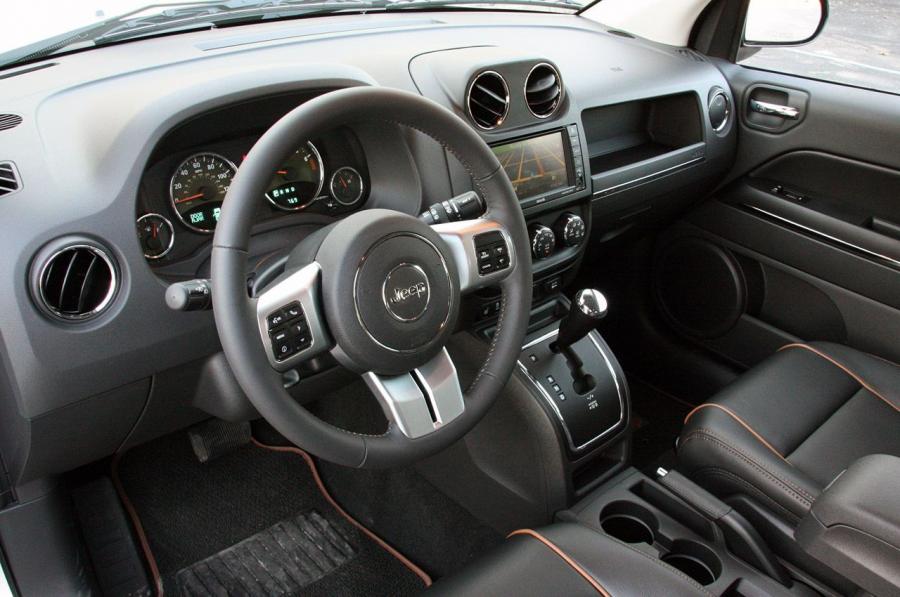  Jeep Compass 2011 года  (фото 66 из 97)